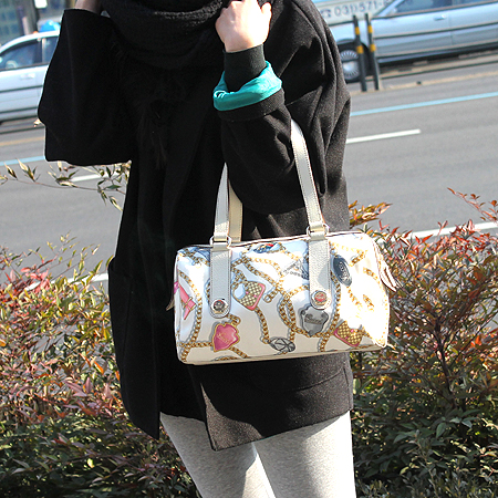 Gucci(����) 152457 ���� ��Ƽġ ��ũ ��Ʈ�� �̹���7 - ���̺��� �߰���ǰ