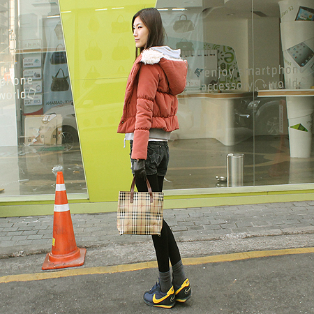Burberry(������) Ŭ���� üũ ���� ��Ʈ�� �̹���5 - ���̺��� �߰���ǰ