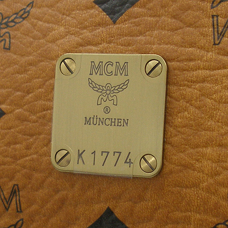 MCM(������) COGNAC ���佺 �� ���� ������ ��Ʈ�� �̹���4 - ���̺��� �߰���ǰ