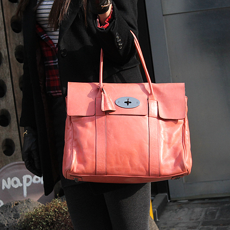 MULBERRY(�ֹ���) HH7342 431L180 ������ ��ũ ���� ���̽����� M ������ ��Ʈ�� [�б�����������2ȣ��] �̹���6 - ���̺��� �߰���ǰ