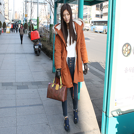Etro(��Ʈ��) 0001 ������ ��Ƽ ������ ��Ʈ�� �̹���5 - ���̺��� �߰���ǰ