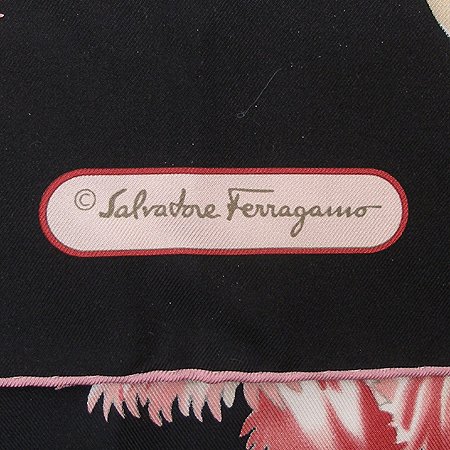Ferragamo(��󰡸�) 100% ��ũ ��ī�� [�д����] �̹���3 - ���̺��� �߰���ǰ