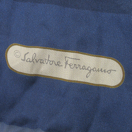 Ferragamo(��󰡸�) 100% ��ũ ��ī�� �̹���4 - ���̺��� �߰���ǰ