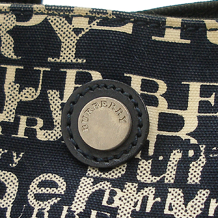 Burberry(������) �ΰ� �к긯 ��Ʈ�� �̹���4 - ���̺��� �߰���ǰ