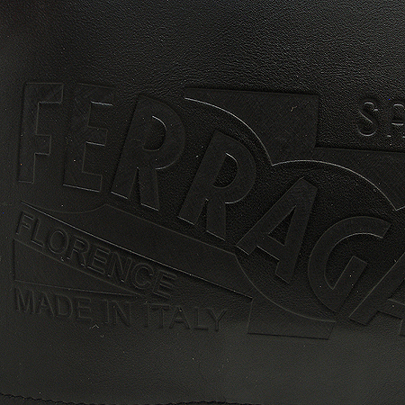 Ferragamo(��󰡸�) 24 7209 ���� �ΰ� ������ ũ�ν��� [��������] �̹���3 - ���̺��� �߰���ǰ