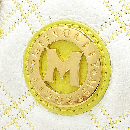 Metrocity(��Ʈ�ν�Ƽ) ���� �ΰ� ��� ���� ������ ��Ʈ�� �̹���4 - ���̺��� �߰���ǰ