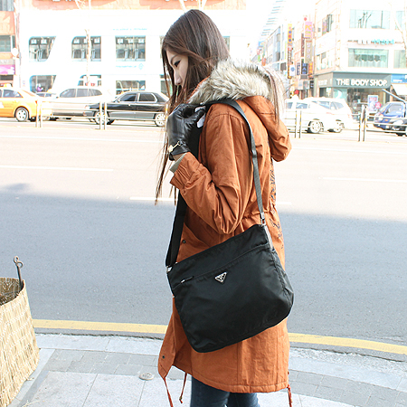 Prada(�����) BT0426 �к긯 ũ�ν��� �̹���7 - ���̺��� �߰���ǰ