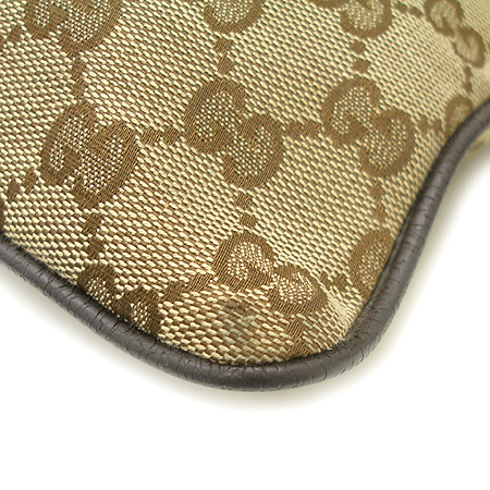 Gucci(����) 146309 GG�ΰ� �ڰ��� ��� �޽��� ũ�ν��� �̹���5 - ���̺��� �߰���ǰ