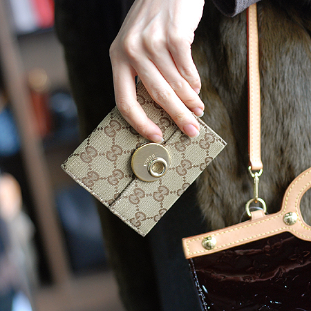 Gucci(����) 120933 GG �ΰ� �ڰ��� ���� ��� ������ �̹���6 - ���̺��� �߰���ǰ