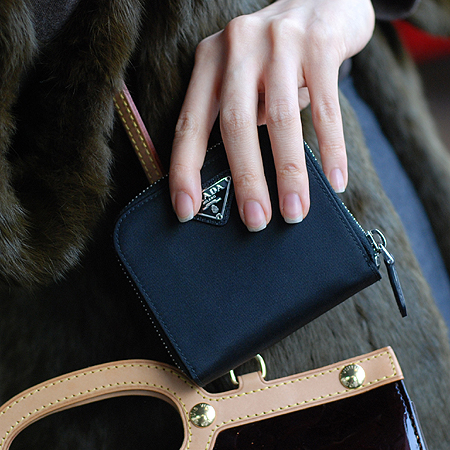Prada(�����) M605 �к긯 ���ǾƳ� ¤�� ������ �̹���6 - ���̺��� �߰���ǰ
