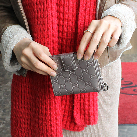 Gucci(����) 233022 GG�ΰ� ���� ��Ż�� ���� �ΰ���� 2�� ������ [��������] �̹���6 - ���̺��� �߰���ǰ
