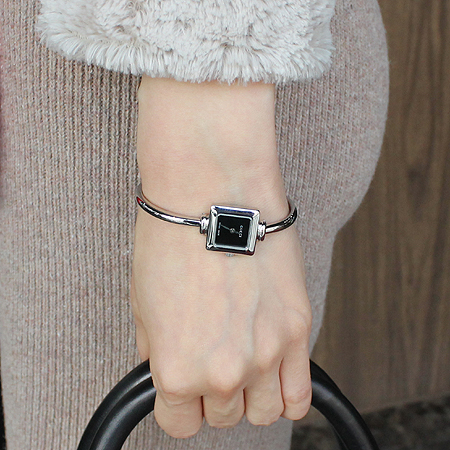 Gucci(����) 1900L �簢 ������ ��ƿ ������ �ð� �̹���5 - ���̺��� �߰���ǰ
