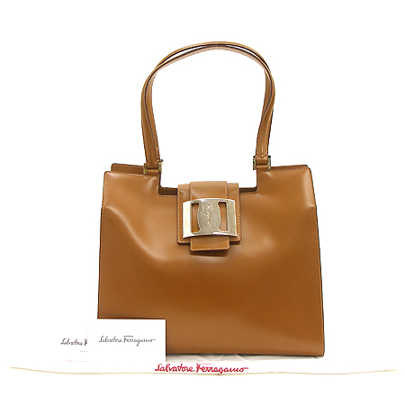 Ferragamo(��󰡸�) 12 2407 ���� �ٶ� ��� ���� ���� ��Ʈ�� [�б�����������2ȣ��] �̹���2 - ���̺��� �߰���ǰ