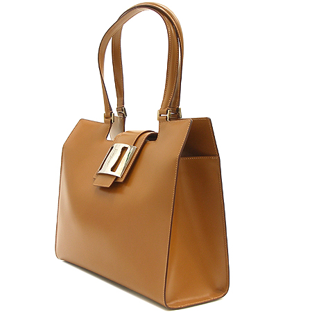 Ferragamo(��󰡸�) 12 2407 ���� �ٶ� ��� ���� ���� ��Ʈ�� [�б�����������2ȣ��] �̹���3 - ���̺��� �߰���ǰ