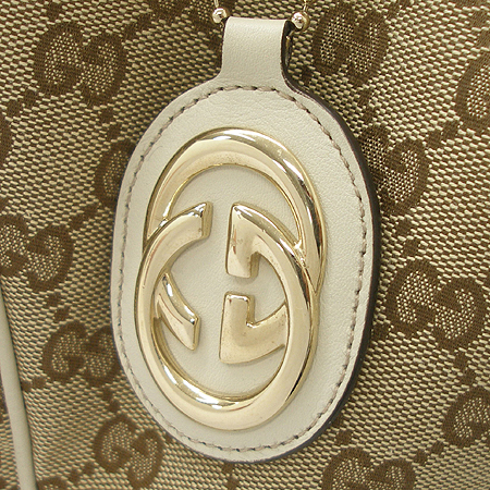 Gucci(����) 211943 GG�ΰ� �𰡵� ���̺������� ��Ű ��Ʈ�� �̹���4 - ���̺��� �߰���ǰ
