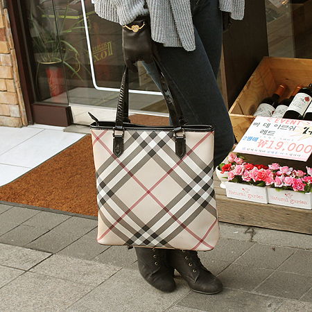 Burberry(������) HBN452 ��� üũ �ٰ� ����� [��������] �̹���7 - ���̺��� �߰���ǰ