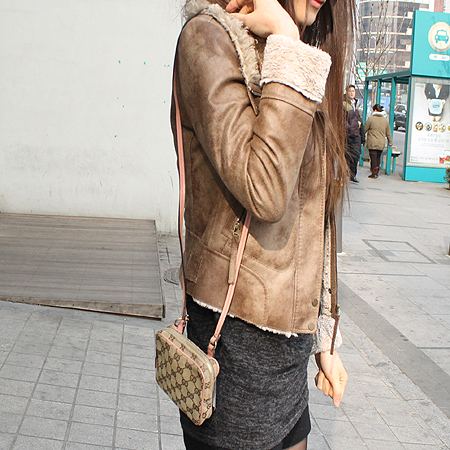 Gucci(����) 120975 GG�ΰ� �к긯 �̴� ũ�ν��� �̹���6 - ���̺��� �߰���ǰ