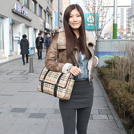 Burberry(������) �� Ŭ���� üũ �� ���� ũ�ν��� �̹���6 - ���̺��� �߰���ǰ