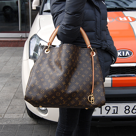 Louis Vuitton(���̺���) M40249 ���׷� ĵ���� ��ġ MM ����� [��������] �̹���5 - ���̺��� �߰���ǰ