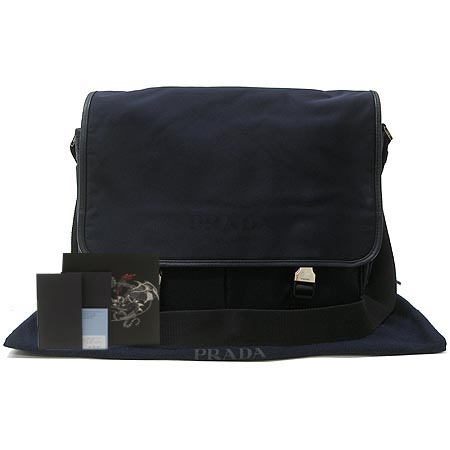 Prada(�����) VA0793 ���̺��Ϸ� ���ǾƳ� ȥ�� �޽��� ũ�ν��� [��������] �̹���2 - ���̺��� �߰���ǰ