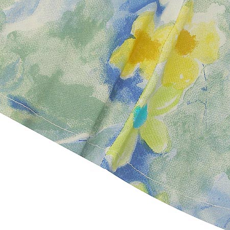 Sisley(�ý���) �ճ��ÿ��ǽ� �̹���3 - ���̺��� �߰���ǰ