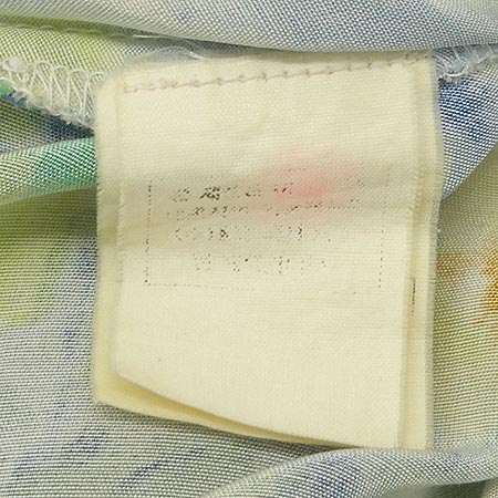 Sisley(�ý���) �ճ��ÿ��ǽ� �̹���4 - ���̺��� �߰���ǰ