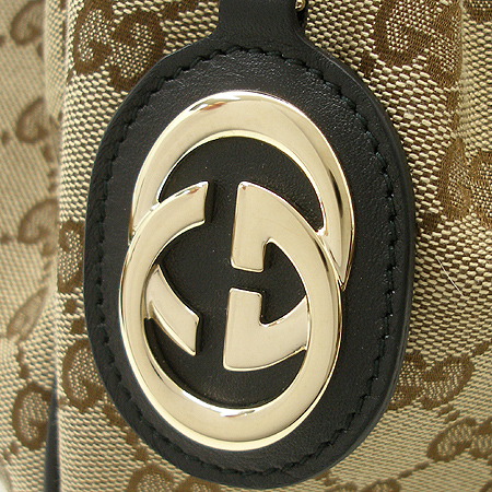 Gucci(����) 211944 GG �ΰ� �ڰ��� ��Ű ����� �̹���5 - ���̺��� �߰���ǰ