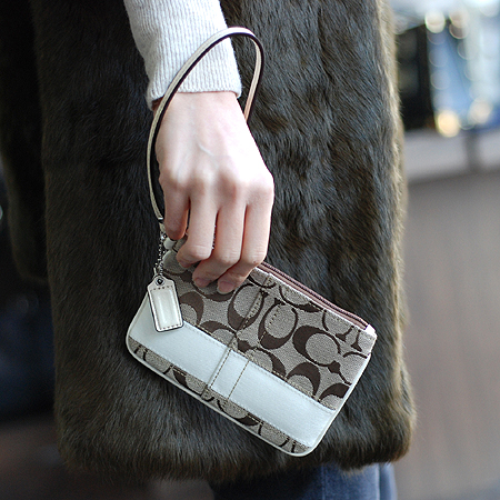 Coach(��ġ) �ñ׳��� �к긯 �Ŀ�ġ [��õ ������] �̹���6 - ���̺��� �߰���ǰ