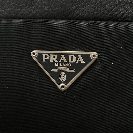 Prada(�����) �ﰢ �ΰ� �� ���� �к긯 ũ�ν��� �̹���3 - ���̺��� �߰���ǰ