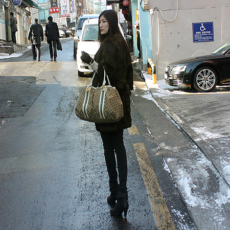 Gucci(����) 223954 GG�ΰ� �𰡵� ���̺��� ����ΰ� �� ����� �̹���5 - ���̺��� �߰���ǰ