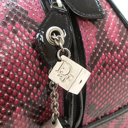 Dior(ũ����î���) �����ĵ� �к긯 ���̼� ���� ť�� ü�� ��Ʈ�� �̹���4 - ���̺��� �߰���ǰ