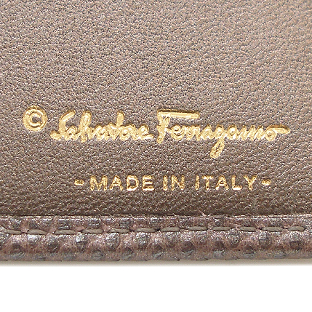 Ferragamo(��󰡸�) 22-7769 ������÷� ���̼����� ������ �̹���4 - ���̺��� �߰���ǰ