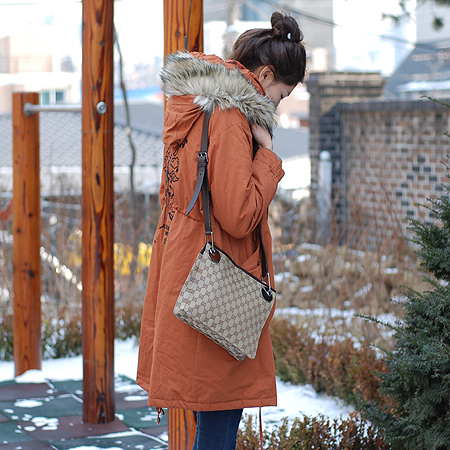 Gucci(����) 120841 GG�ΰ� �к긯 ũ�ν��� [�б�������] �̹���7 - ���̺��� �߰���ǰ