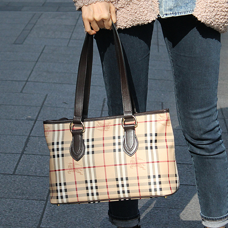 Burberry(������) �� Ŭ���� üũ �ٰ� ����� �̹���7 - ���̺��� �߰���ǰ