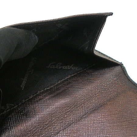 Ferragamo(��󰡸�) 22 0117 ���� ���� ��ġ�� �ΰ� ������ �̹���4 - ���̺��� �߰���ǰ