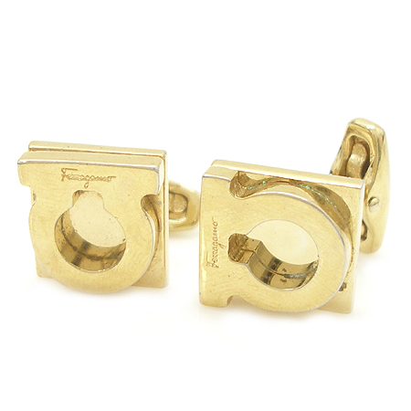 Ferragamo(��󰡸�) ���� ��ġ�� ��� Ŀ���� ��ư �̹���2 - ���̺��� �߰���ǰ