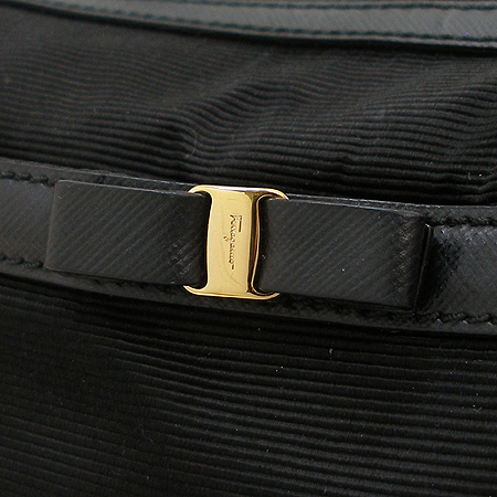 Ferragamo(��󰡸�) 21 C168  ���� �ٶ� ��� �к긯 ����� �̹���4 - ���̺��� �߰���ǰ