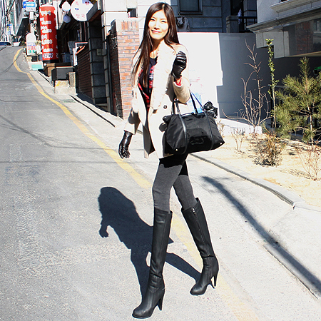 Ferragamo(��󰡸�) 21 C168  ���� �ٶ� ��� �к긯 ����� �̹���6 - ���̺��� �߰���ǰ
