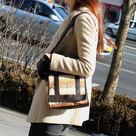 Missoni(�̼Ҵ�) �ΰ� �к긯 ũ�ν��� �̹���7 - ���̺��� �߰���ǰ