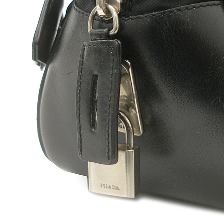 Prada(�����) B10763 �ﰢ �ΰ� �к긯 ��Ʈ�� �̹���5 - ���̺��� �߰���ǰ