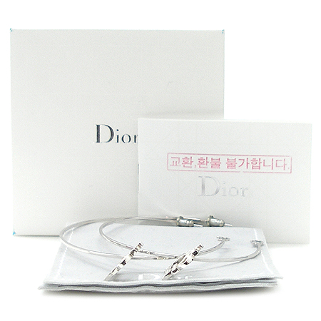 Dior(ũ����î���) �̴ϼ� �ΰ� �� �Ͱ��� �̹���2 - ���̺��� �߰���ǰ