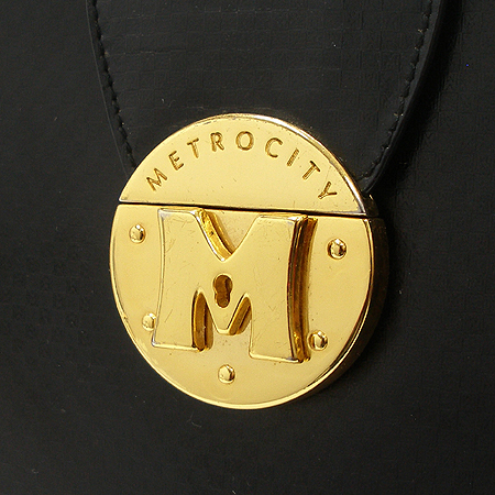 Metrocity(��Ʈ�ν�Ƽ) ���� M �ΰ� ��� ��Ʈ�� �̹���3 - ���̺��� �߰���ǰ