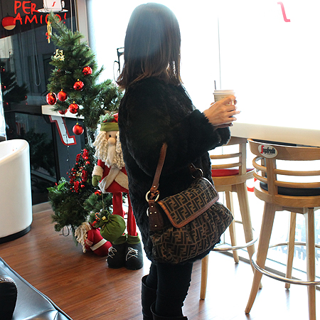 Fendi(���) 8BR436 FF�ΰ� ��ī �к긯 ��ũ����� ȥ�� �̵�� ���� ����� [��������] �̹���5 - ���̺��� �߰���ǰ