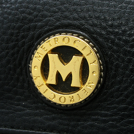 Metrocity(��Ʈ�ν�Ƽ) ���� �ΰ� ��� ������ ���� ���� ��Ʈ�� �̹���3 - ���̺��� �߰���ǰ