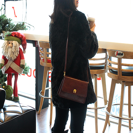 Aigner(���̱׳�) ���쿣�� ���̱׳� �ΰ� ���� �÷� ũ�ν��� �̹���7 - ���̺��� �߰���ǰ