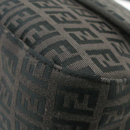 Fendi(���) 8BR001 FF�ΰ� �к긯 ����� [�б�������] �̹���4 - ���̺��� �߰���ǰ
