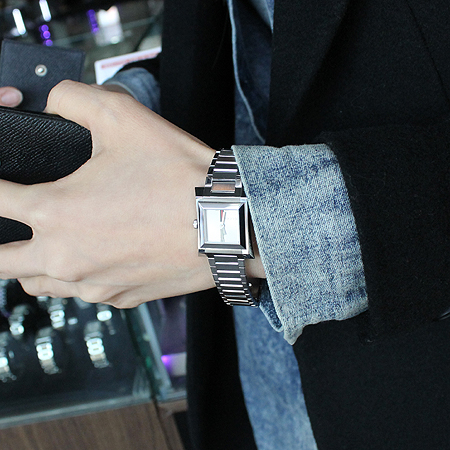 Gucci(����) 204600 YA111501 Guccio ������ ��ƿ �ð� �̹���7 - ���̺��� �߰���ǰ