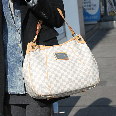 Louis Vuitton(���̺���) N55215 �ٹ̿� ���ָ� ĵ���� �������� PM ����� �̹���7 - ���̺��� �߰���ǰ