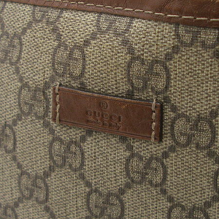 Gucci(����) 197953 GG�ΰ� PVC ���ں��� Ʈ���� ����� �̹���3 - ���̺��� �߰���ǰ