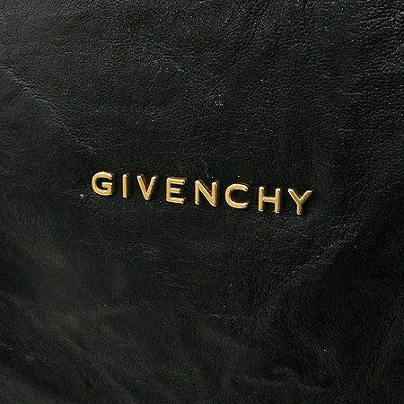 GIVENCHY(�����) ��Ŭ ����Ų �ǵ��� L ������ 2-WAY �̹���3 - ���̺��� �߰���ǰ